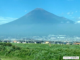 富士山の雪解けはいつ？平年値と写真で月別の変化を見てみよう
